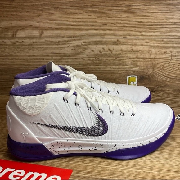 Size 9.5 - Nike Kobe AD Mid Baseline